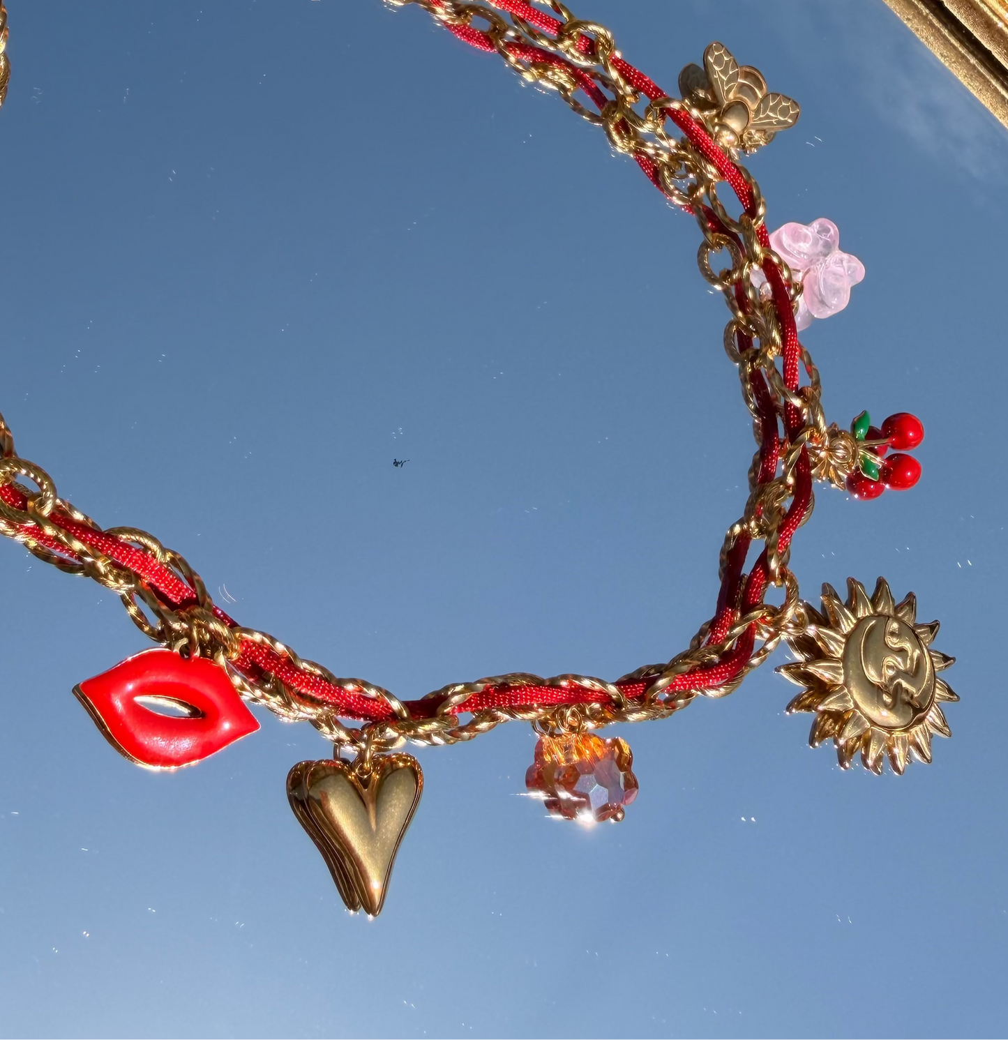 Collier Nova